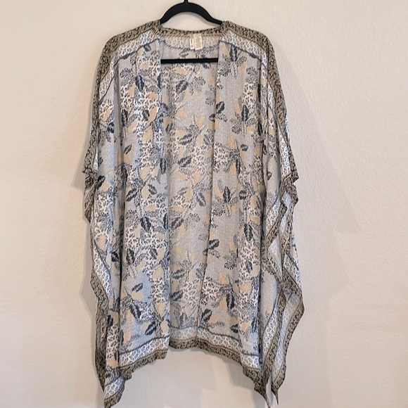 Japna Women’s Kimono Cardigan One Size White Mix Paisley Floral Open Front Boho - Picture 3 of 11